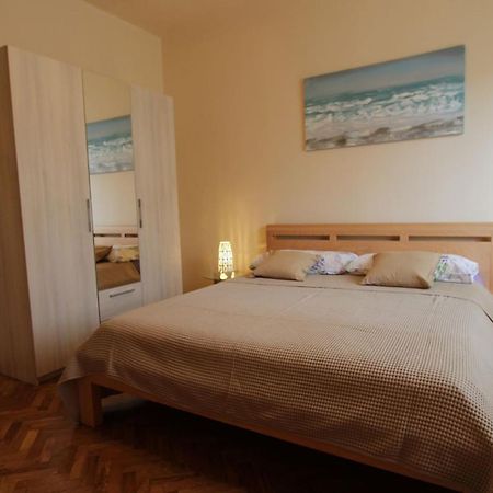 Apartment Studio Ljutic Malinska Exteriér fotografie